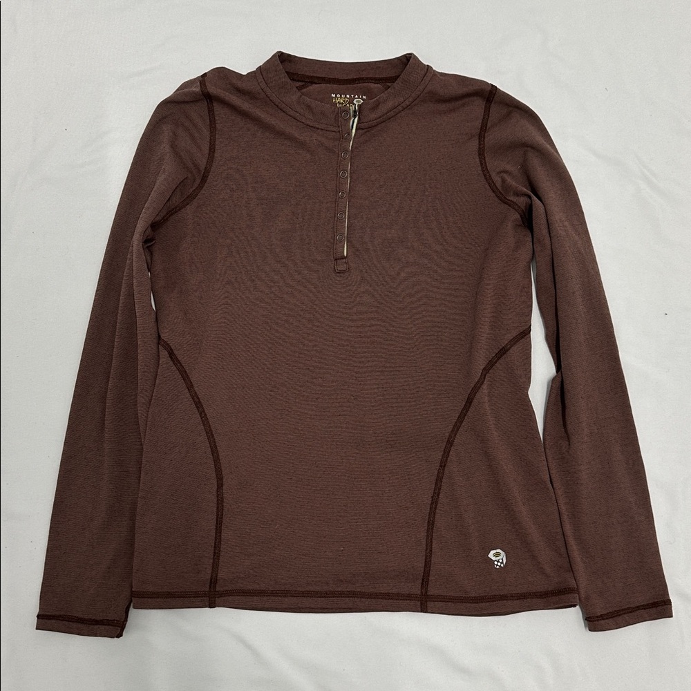 Mountain Hardwear baselayer
